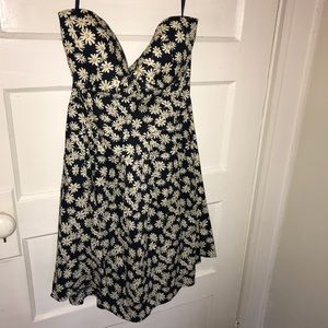 Rue 21 Strapless Flower Dress